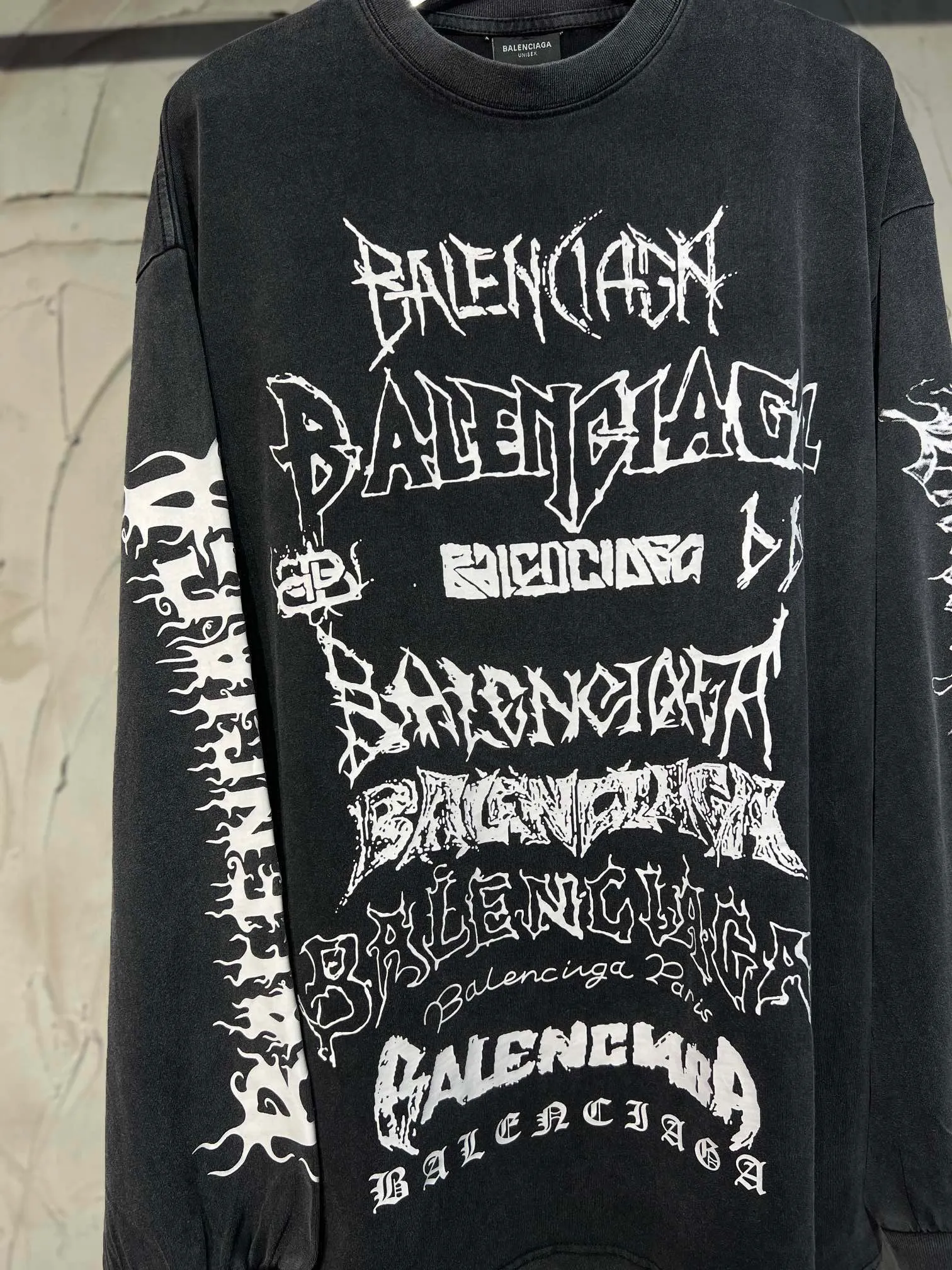 Balenciaga New Arrival 🐲🐉BLCG/ 24ss New Arrival LOGO T LOGO / - 300 +300 - ， ， - : ，os - Same Style - ：White Black Size 1 2 3 4